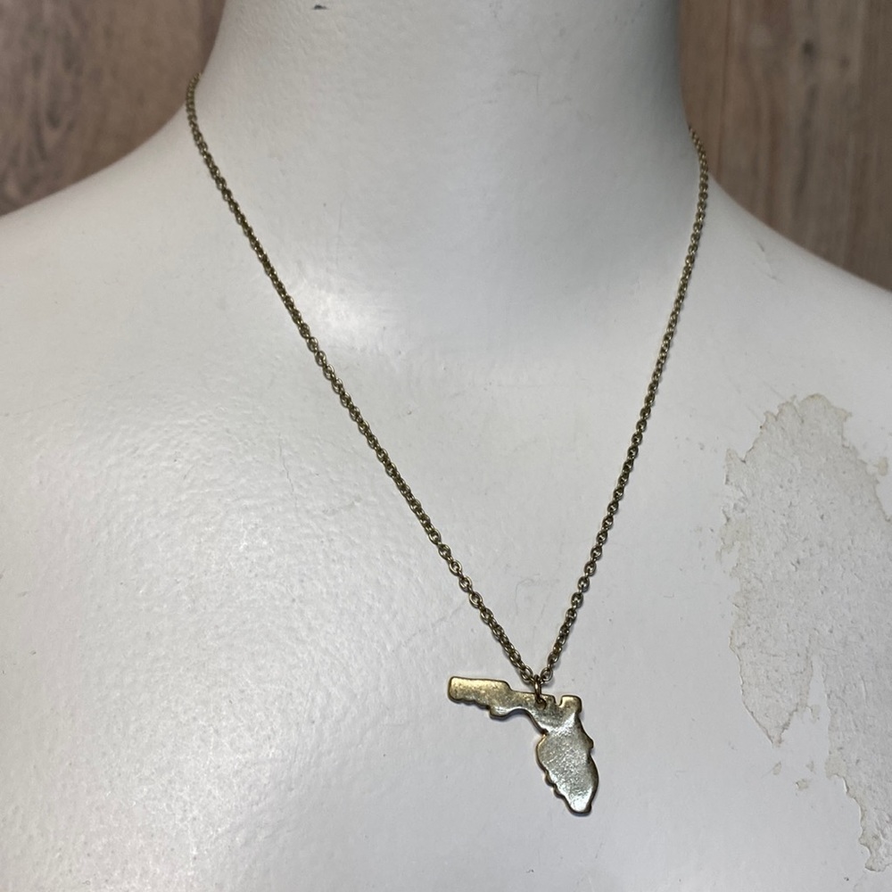 Soft Faux Gold Florida state FL shape silhouette gold toned Necklace claw clasp